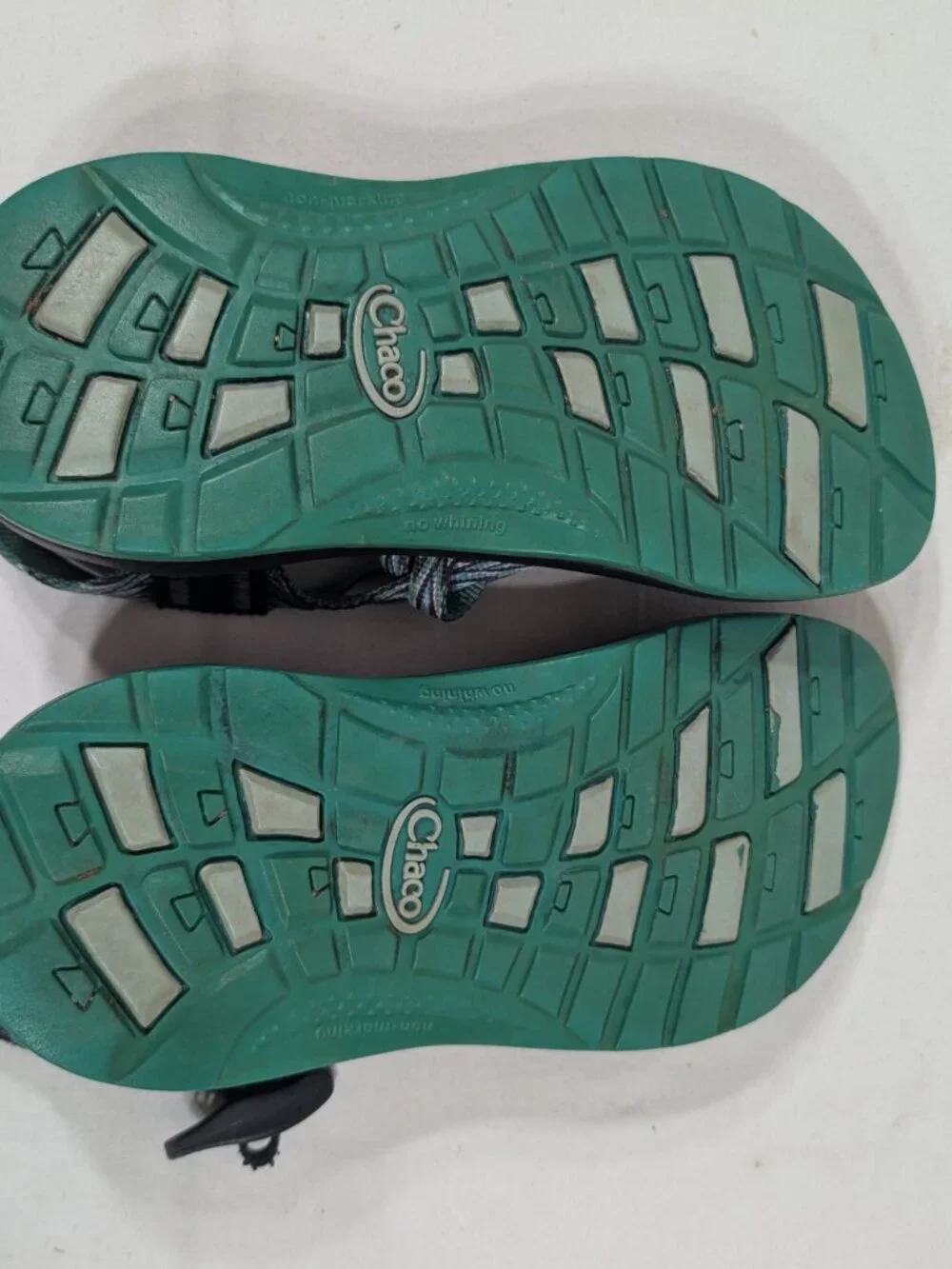 Chaco kids thin